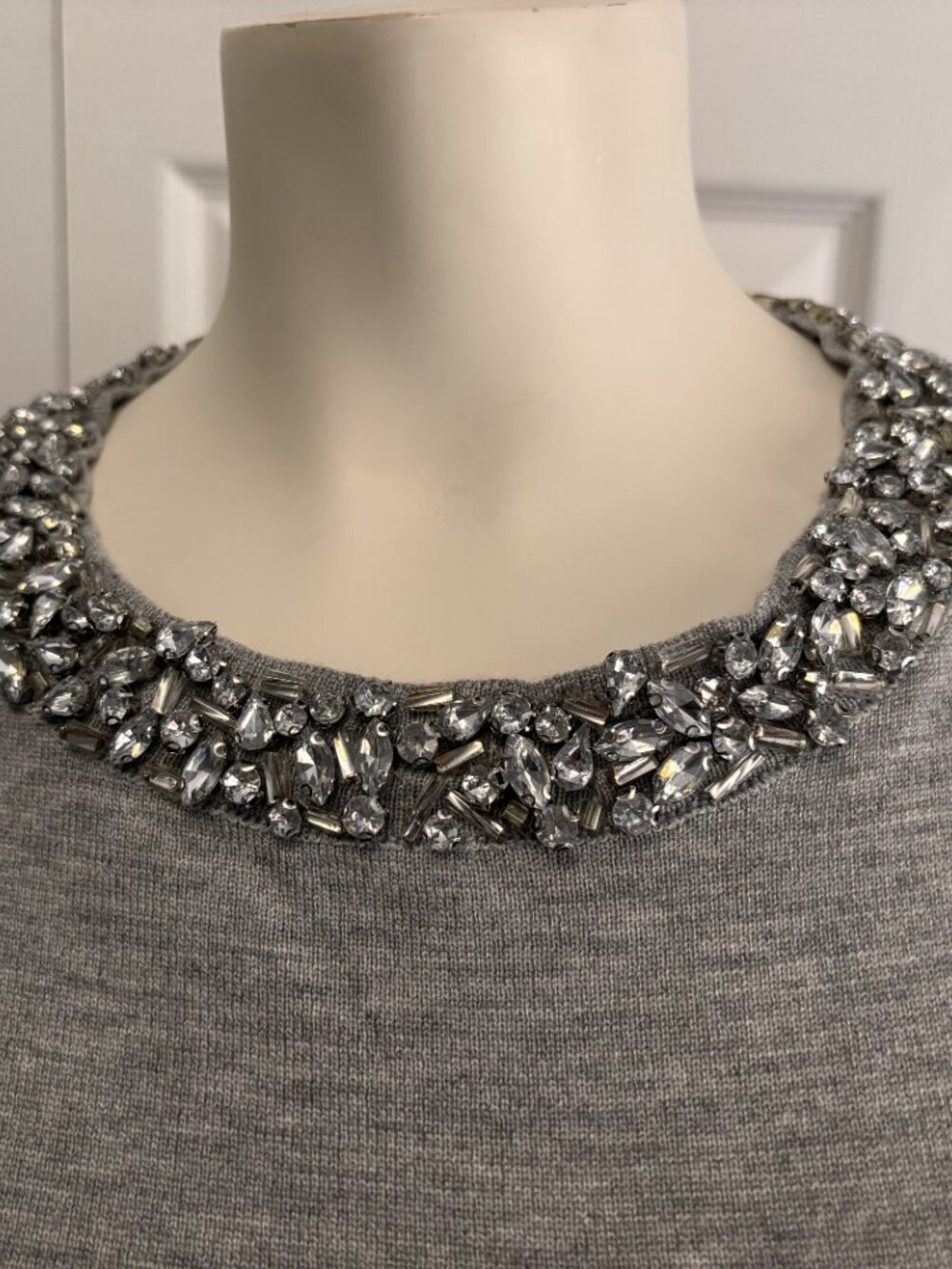 THEO Vegan Cashmere Gray Embellished Neck Knit Top Small - Picture 2 of 6